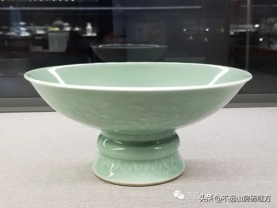 雍正乳白釉瓷器 (雍正年代青釉瓷器)