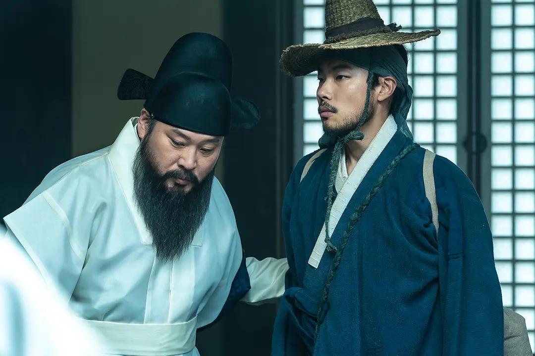 电影夜枭经典片段,一口气讲完一部电影夜枭