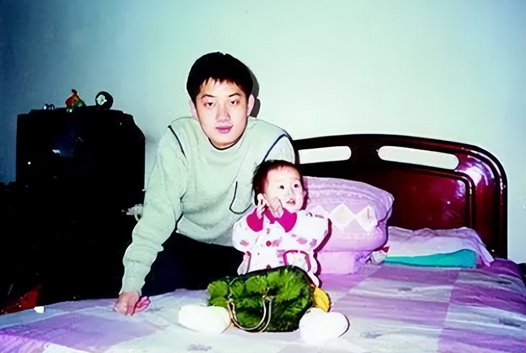 43岁围棋冠军常昊近照,围棋国手常昊和张璇