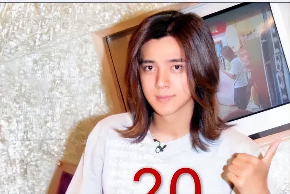 母子恋、咸猪手，看完罗志祥这些黑料，三观直接离家出走！