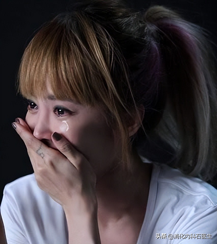 女子舌头脓肿做手术,女性舌肿物做完手术该怎么办