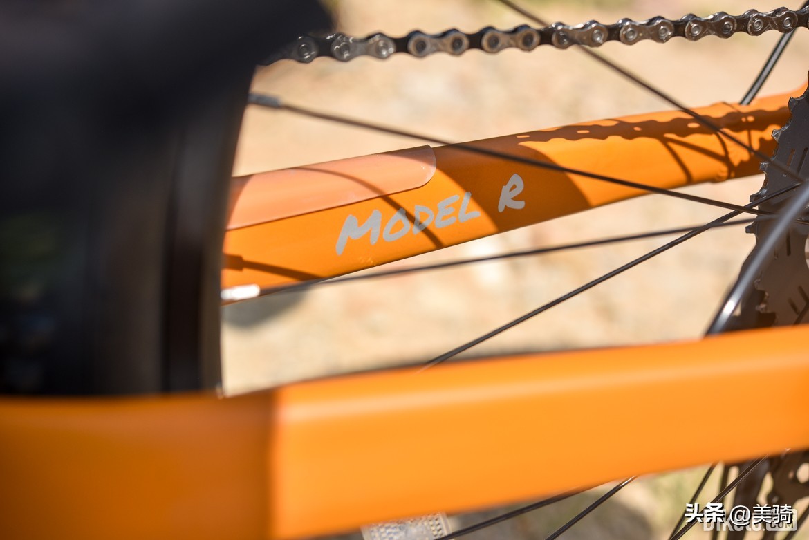 全能巡洋舰,4.0陆地巡洋舰车评