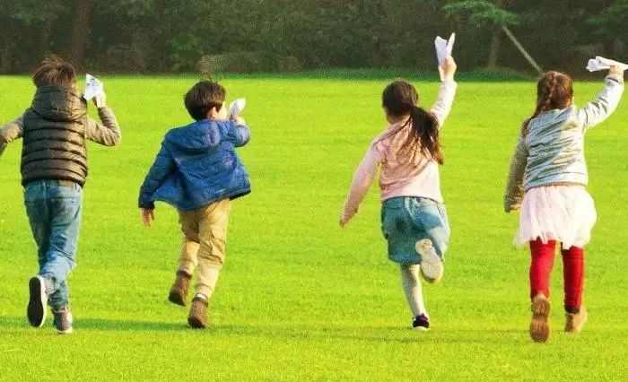 为什么日本孩子可以独自上下学，不担心被拐卖吗？