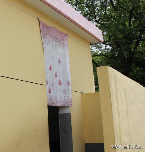 我，一个“双性人”，从小被当作“怪物”，如今成为女人获得新生