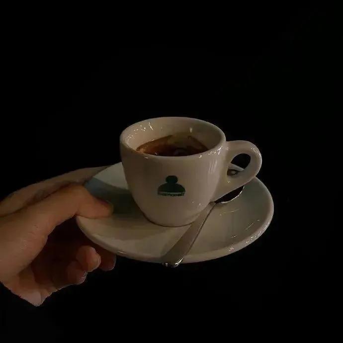 ins风黑色系女头,ins风黑色系美甲