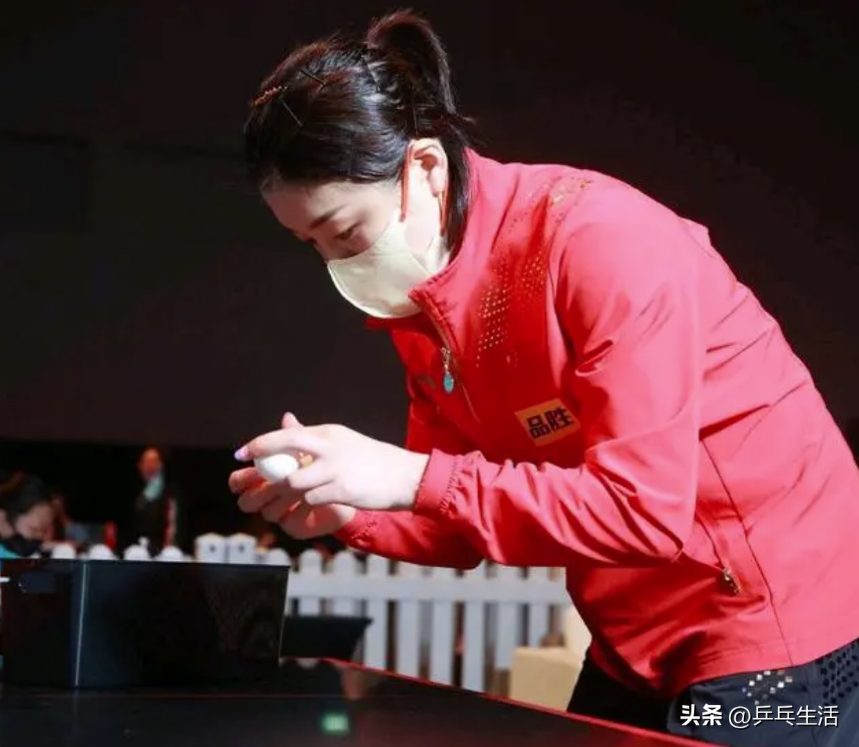 孙颖莎陈梦底板配置,孙颖莎陈梦正手攻球谁更准确