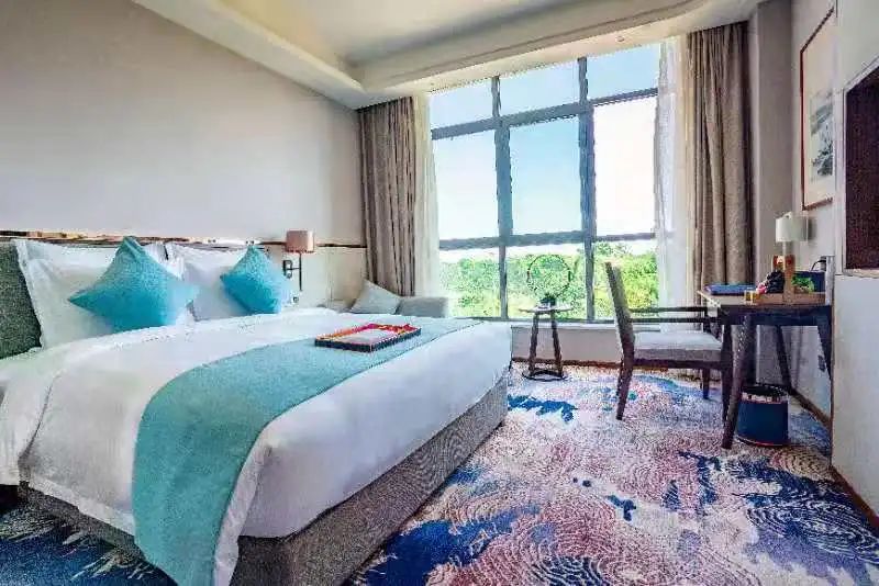 鍏ヤ綇绌烘腐涓囪豹閰掑簵,鍏ヤ綇绂绘満鍦鸿繎鐨勯厭搴楃殑濂藉