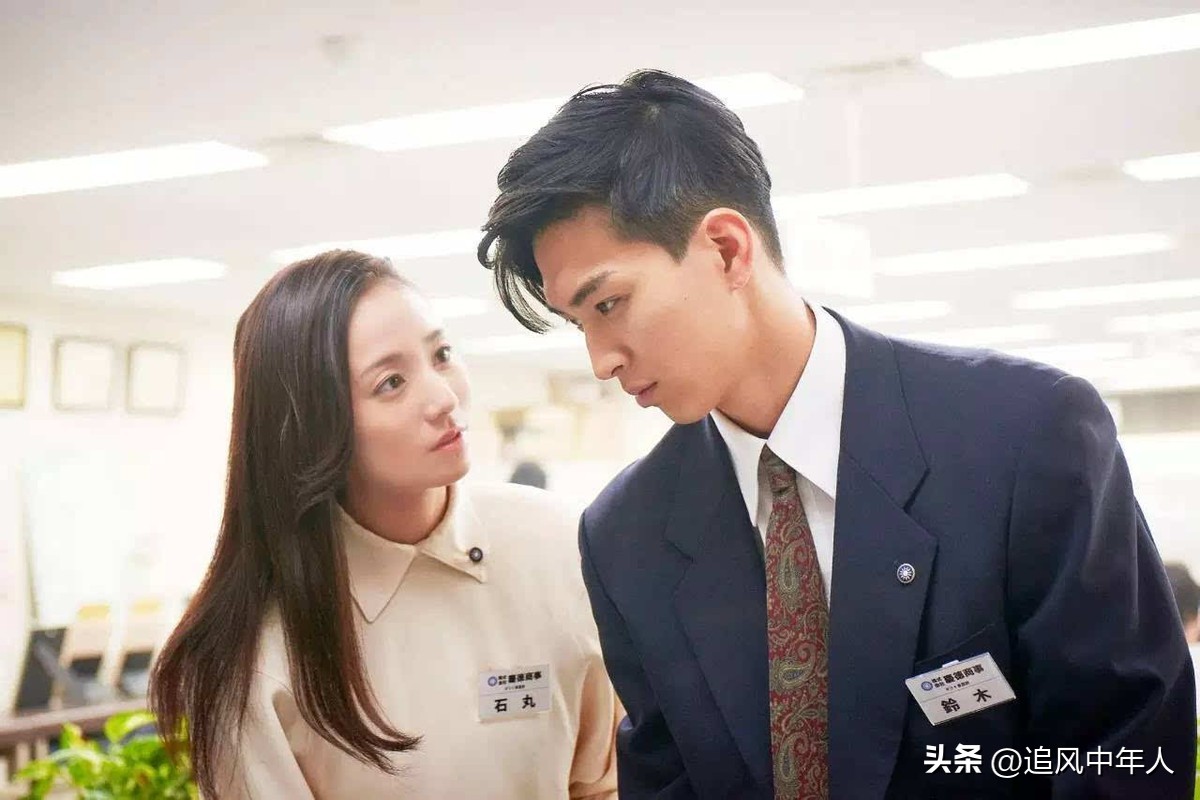 2023年情人节送礼清单:球鞋、投影仪、花束......