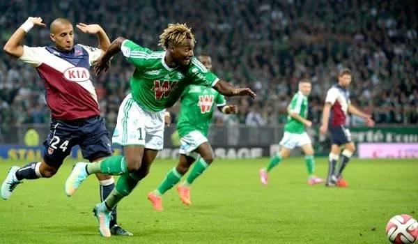 圣马克西曼凭借一人之力掀翻曼城登上英超热点,他究竟实力如何?