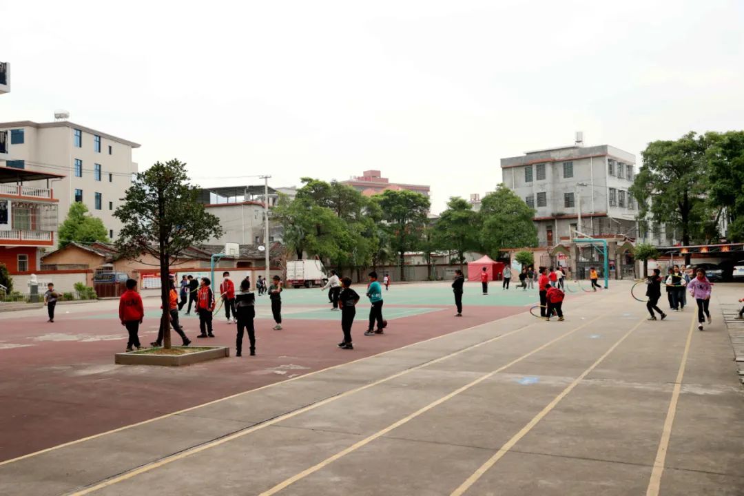 南安捐资60亿建学校,爱心人士捐助农村小学