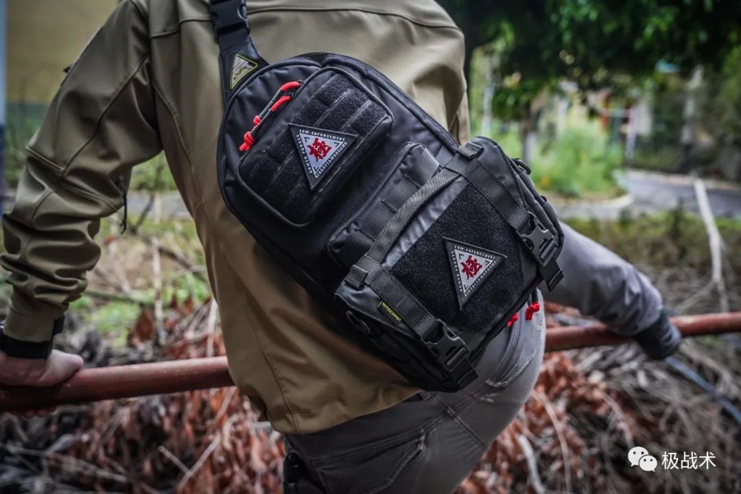 泰酷辣！机能与战术的结合，奈特科尔-SLB05机能通勤挎包丨评测