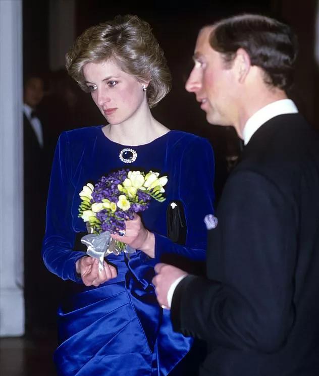 凯特王妃对戴安娜的态度,梅根想要戴安娜的蓝宝石订婚戒