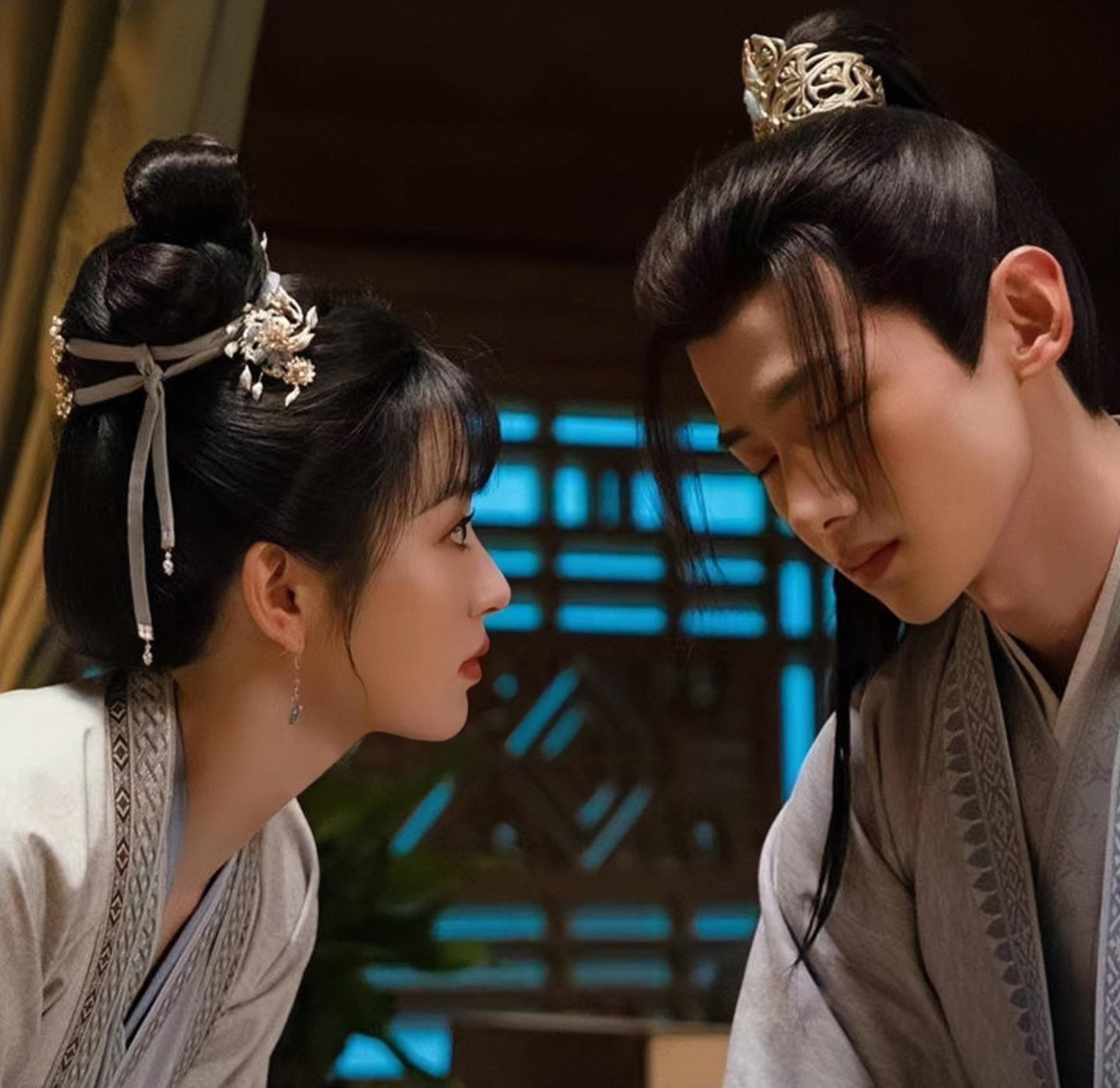 不老实就别乱立“人设”了,表面一套背后一套,这些明星不羞吗?