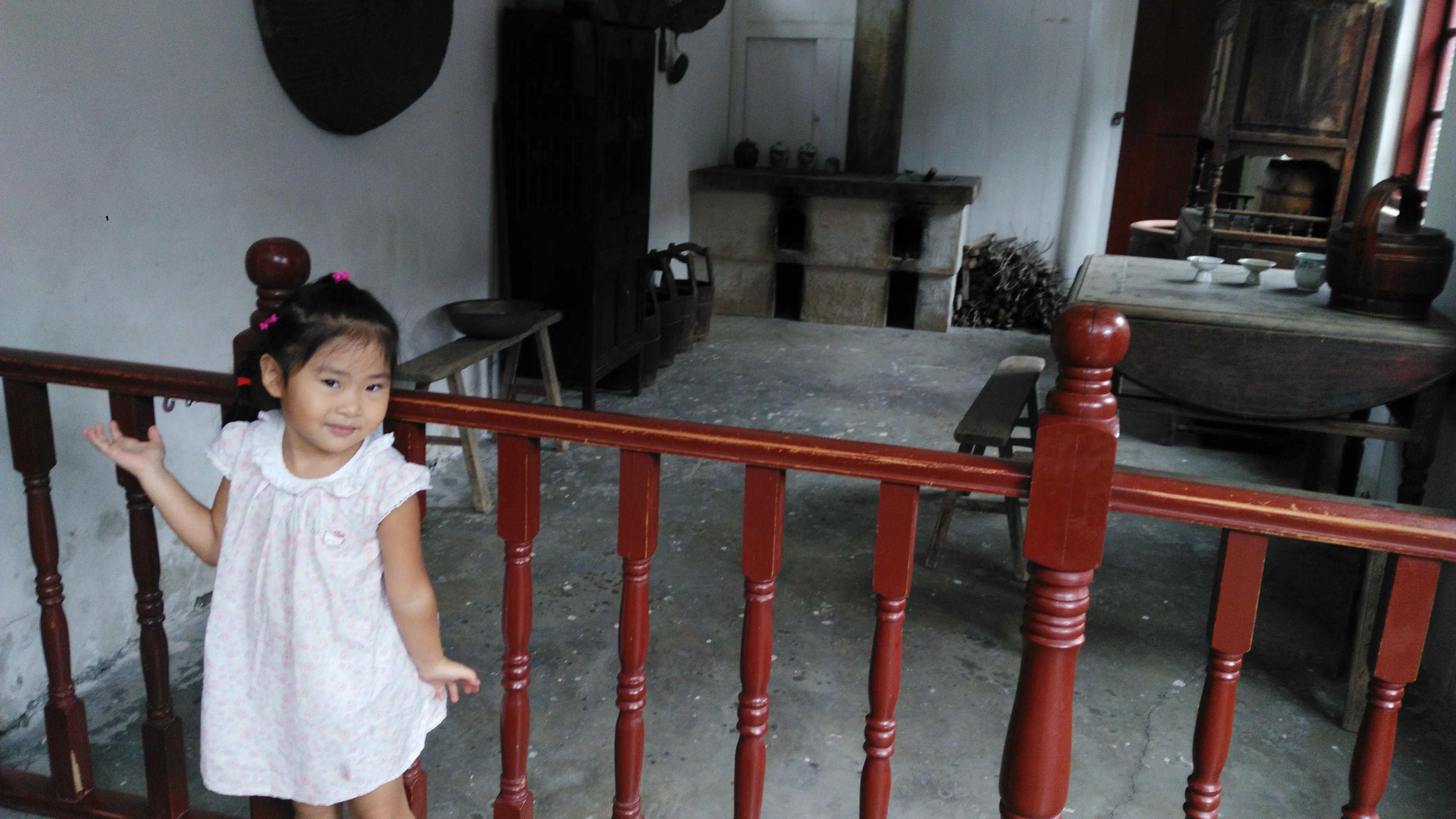 带孙女去贵阳玩,带着孙女自驾全国游