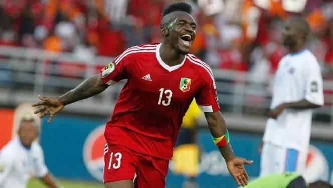 非洲黑星的足球盛宴——细数历届非洲杯金靴得主