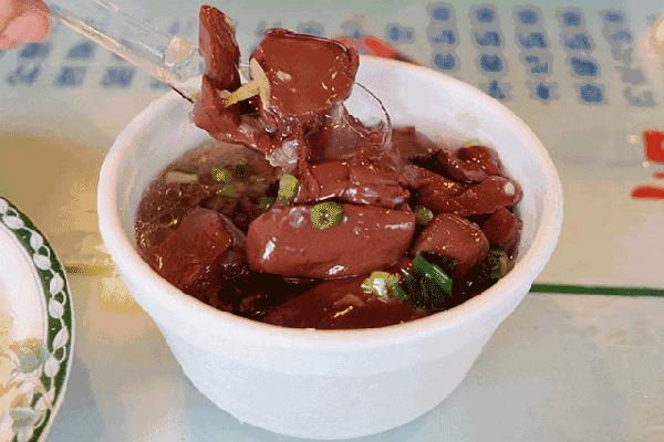 体检缺铁看哪个检查项目,体检查出有贫血的症状怎么办