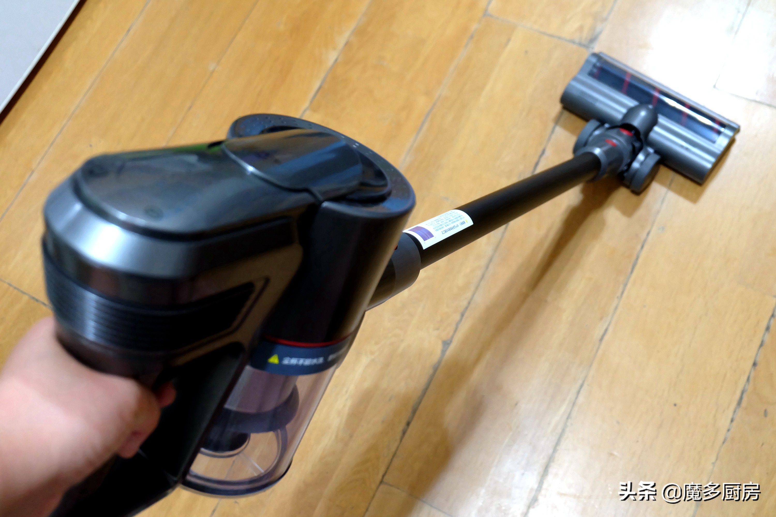 小狗无线吸尘器家用大吸力300元,小狗无线家用吸尘器哪种最实用