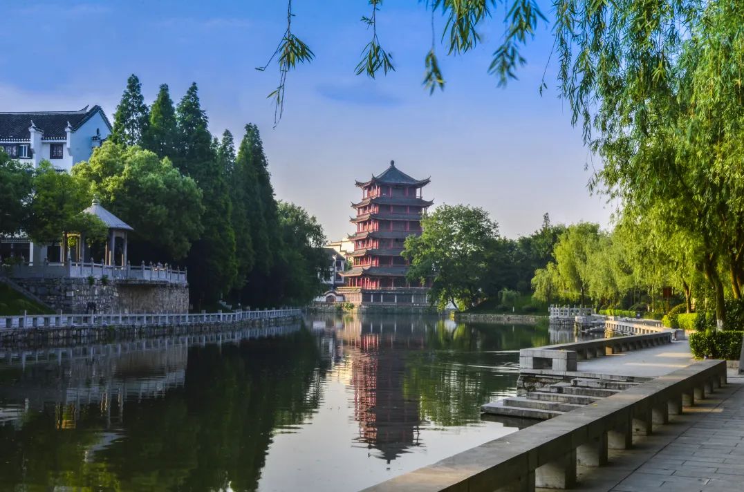 一证在手说走就走文案,开启说走就走的旅行安徽省