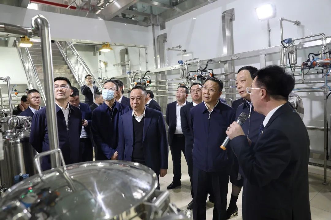 郎酒庄园联谊,国台习酒与郎酒