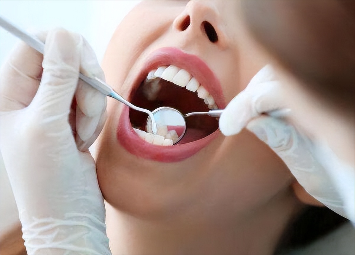 哪些人群不宜使用电动牙刷,成人电动牙刷的实用性