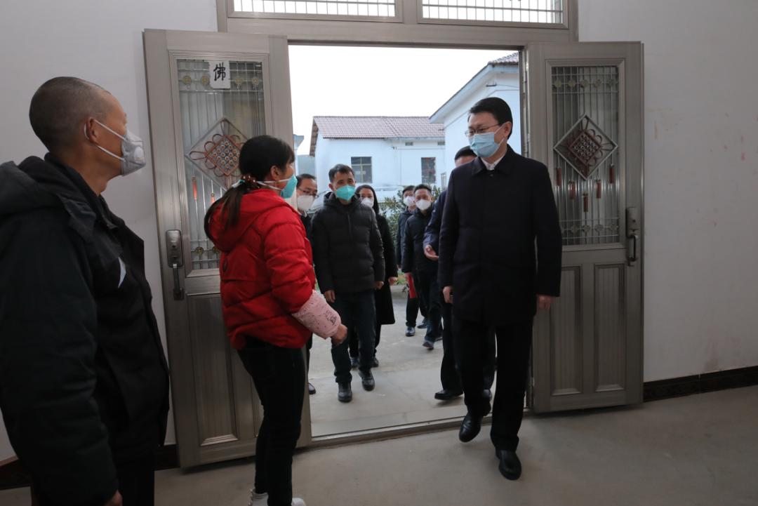 副市长看望慰问基层群众,市长走访慰问