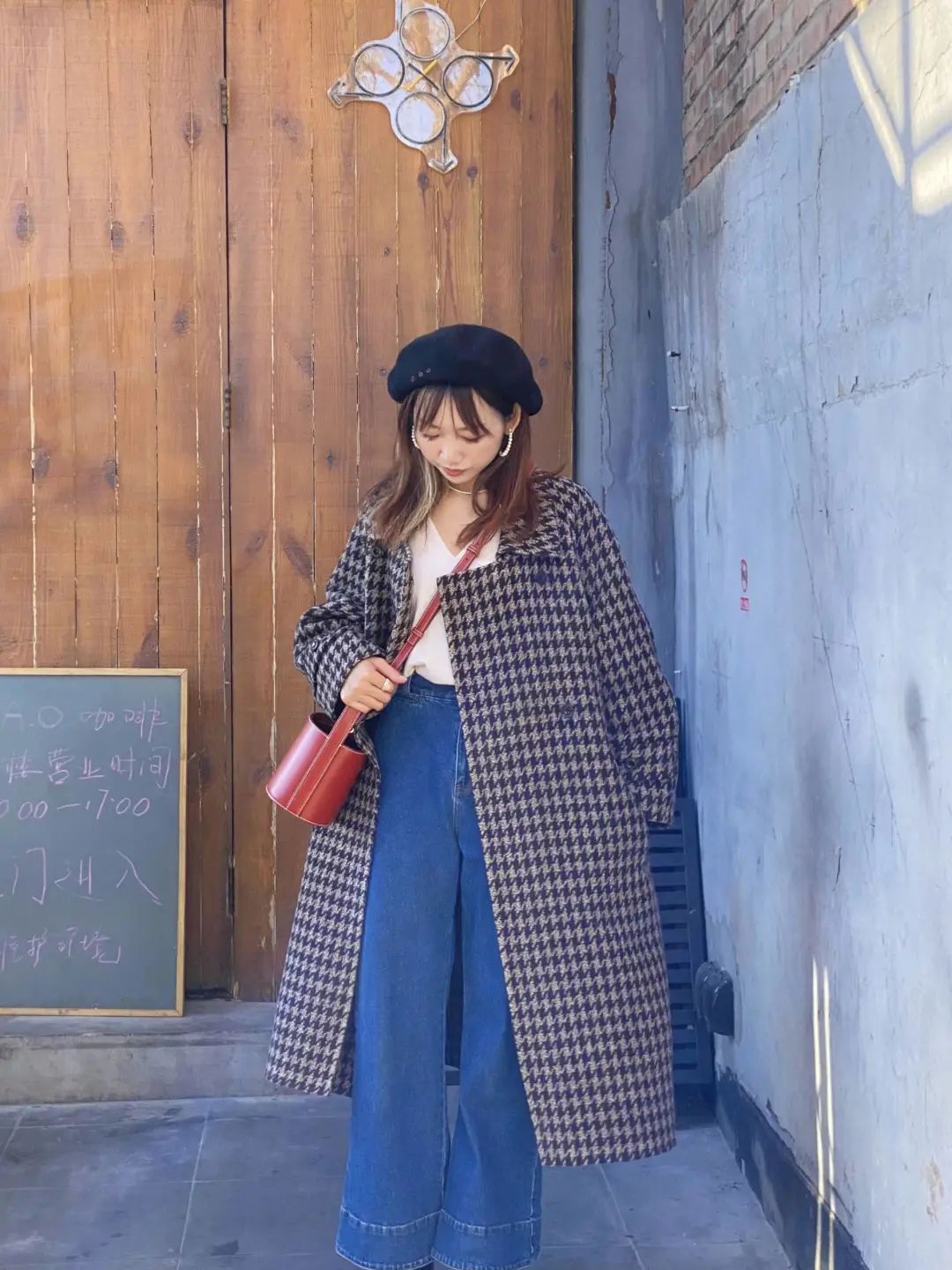 这件大衣，穿很多年都不会过时，时髦不费力，复古又优雅