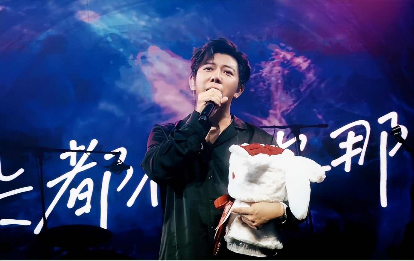 胡海泉新歌发布,追梦人胡海泉完整版