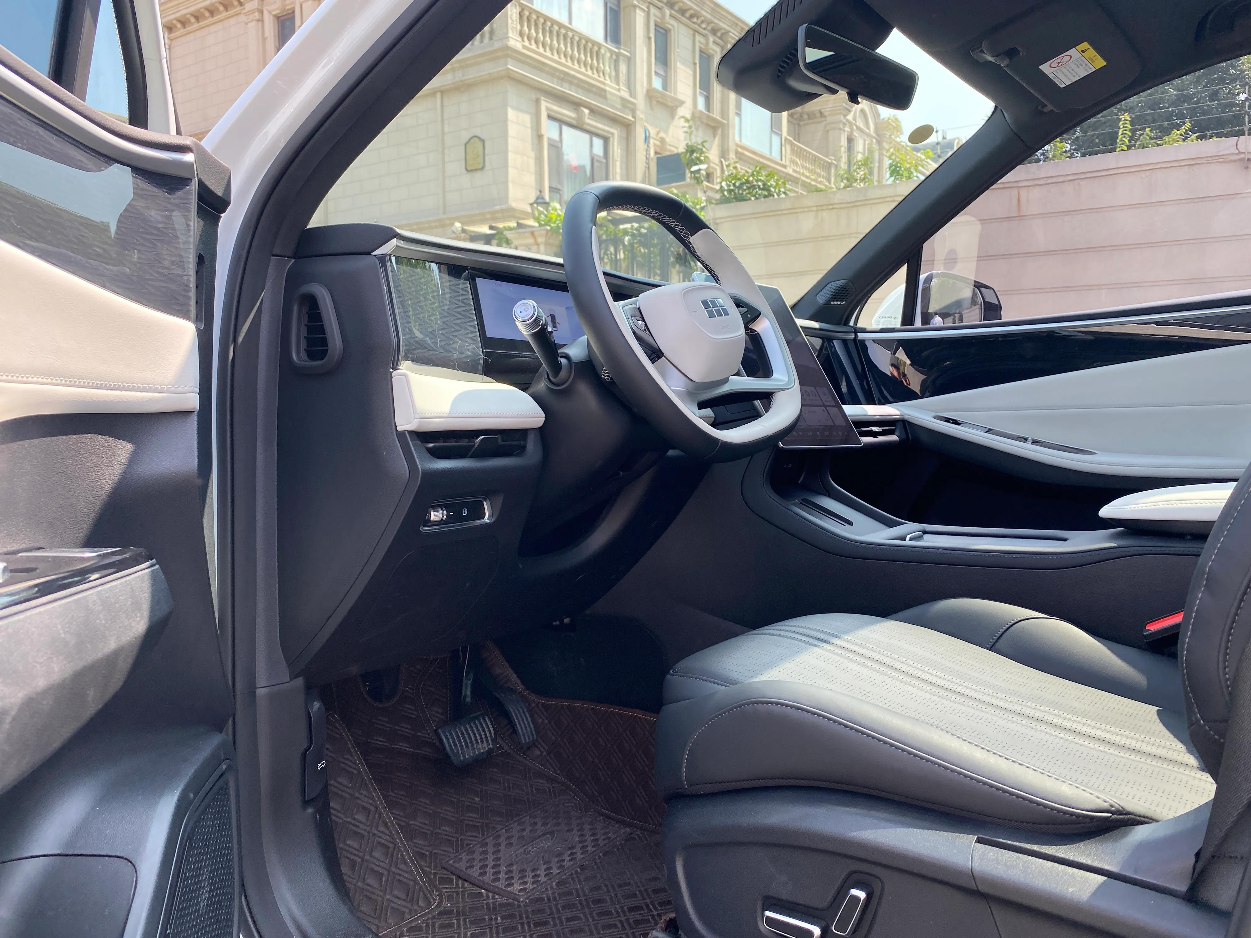 吉利银河l7龙腾版,银河l7效果视频