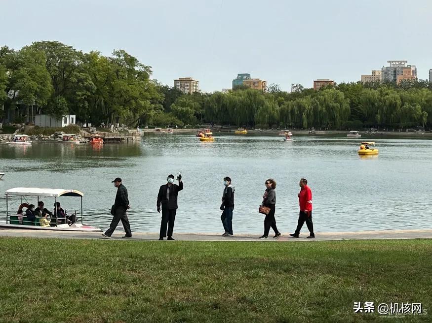 大屏、性能强、长续航，iPhone14Plus会打动你吗？