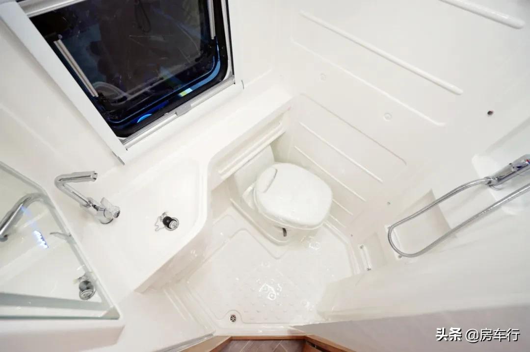 房车中的三大顶级豪华品牌,依维柯房车十大品牌