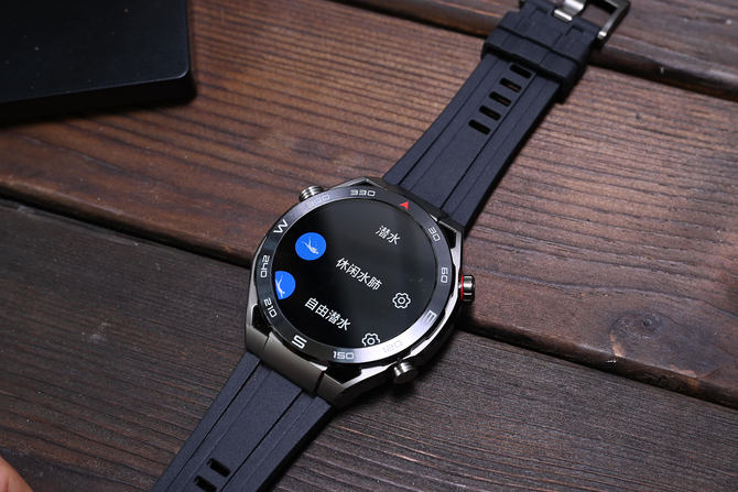 华为watch智能手表深度测评,华为watchultimate非凡大师