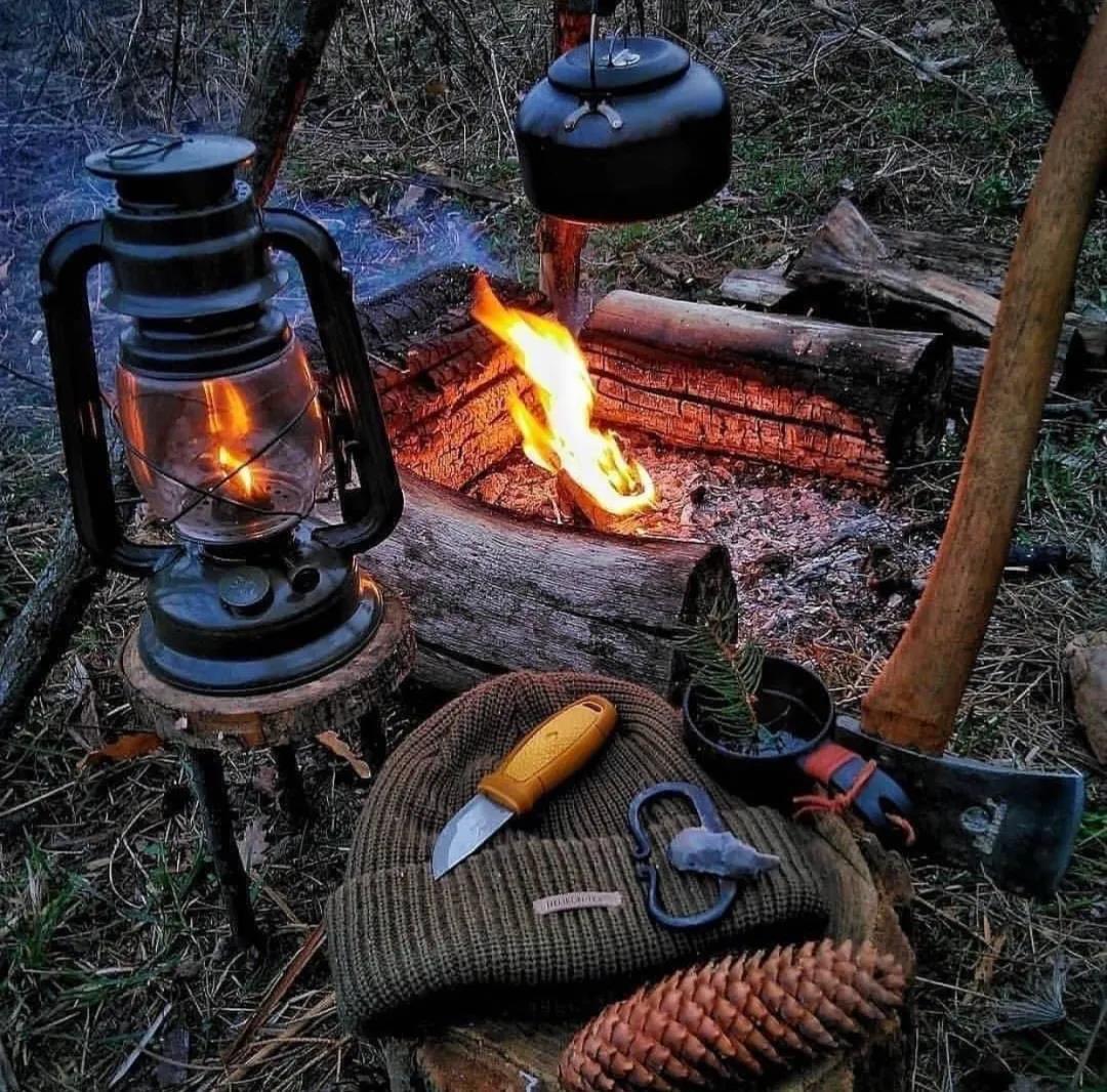 小长假旅游成热门野外露营需注意,五一旅行复苏潮