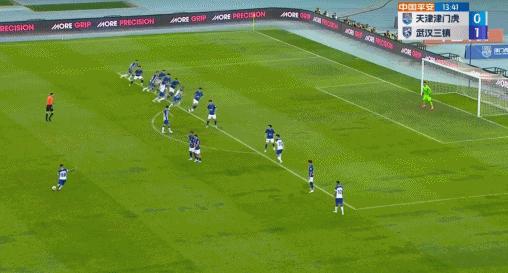 黄政宇泰山进球,黄政宇中超最佳球员