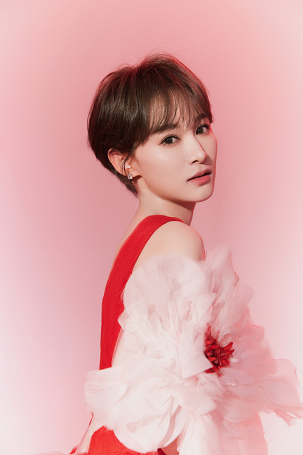 刘洋洋新歌《远山有光》全网上线网友直呼：2023最好听最励志歌曲