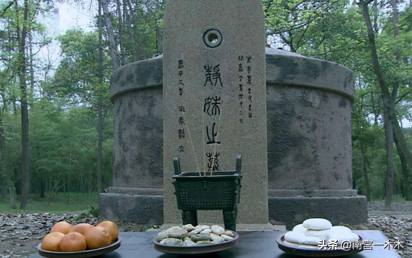 隔代立墓碑有什么规矩,墓碑四不立是哪四个不能立