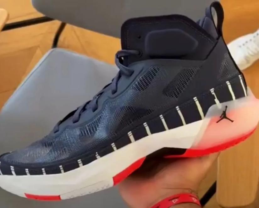 耐克乔丹联名款aj经典款黑白低帮,耐克KD15球鞋