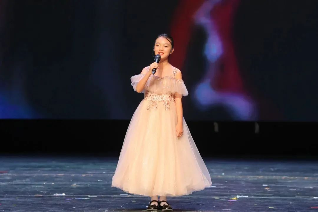 少年儿童心向党活动展览,老少童声颂党恩携手迈向新征程