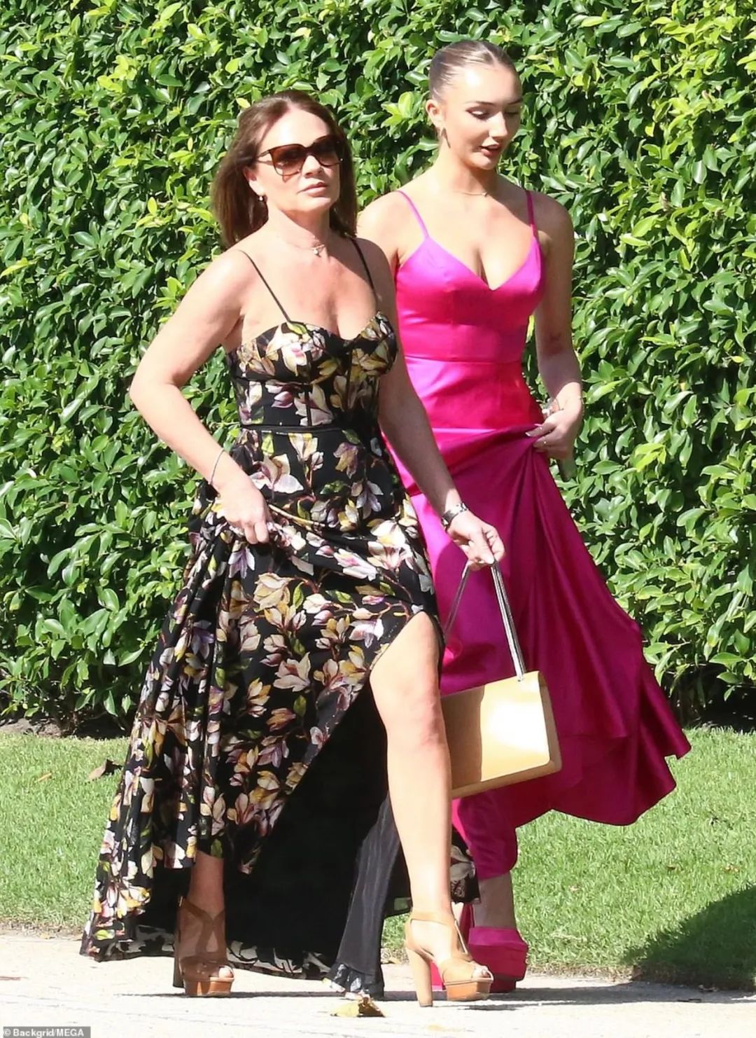 美国巨富千金VS英国名人公子，顶豪家族的婚礼到底有多震撼？