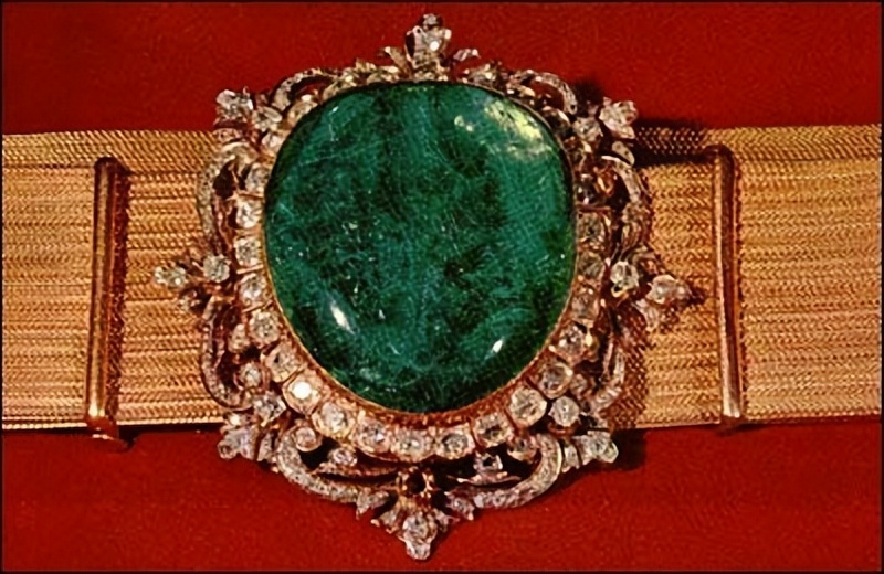 哪些宝石用紫外光鉴定,宝石鉴别光谱