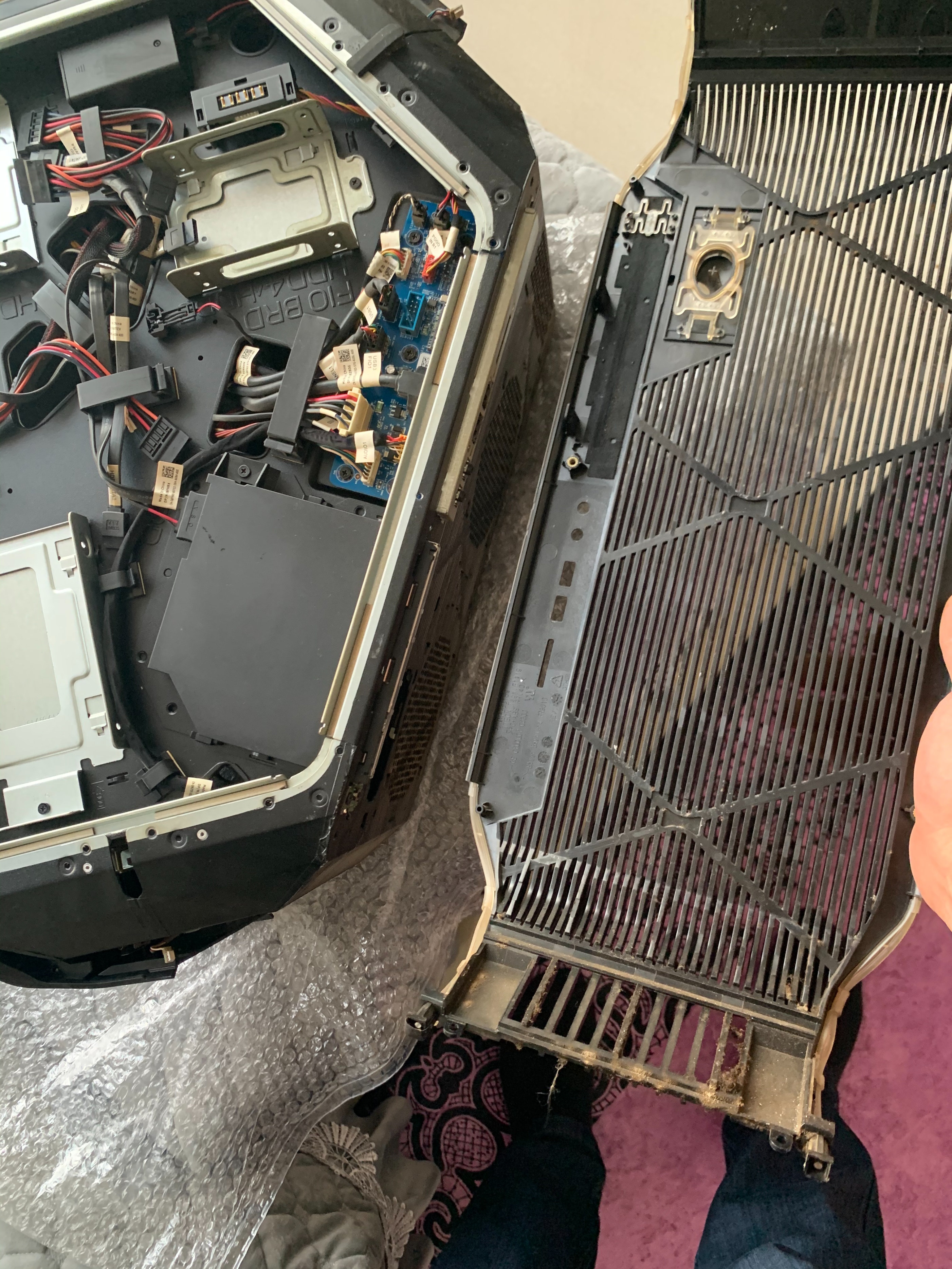 外星人大三角机箱什么材质,外星人大三角机箱购买