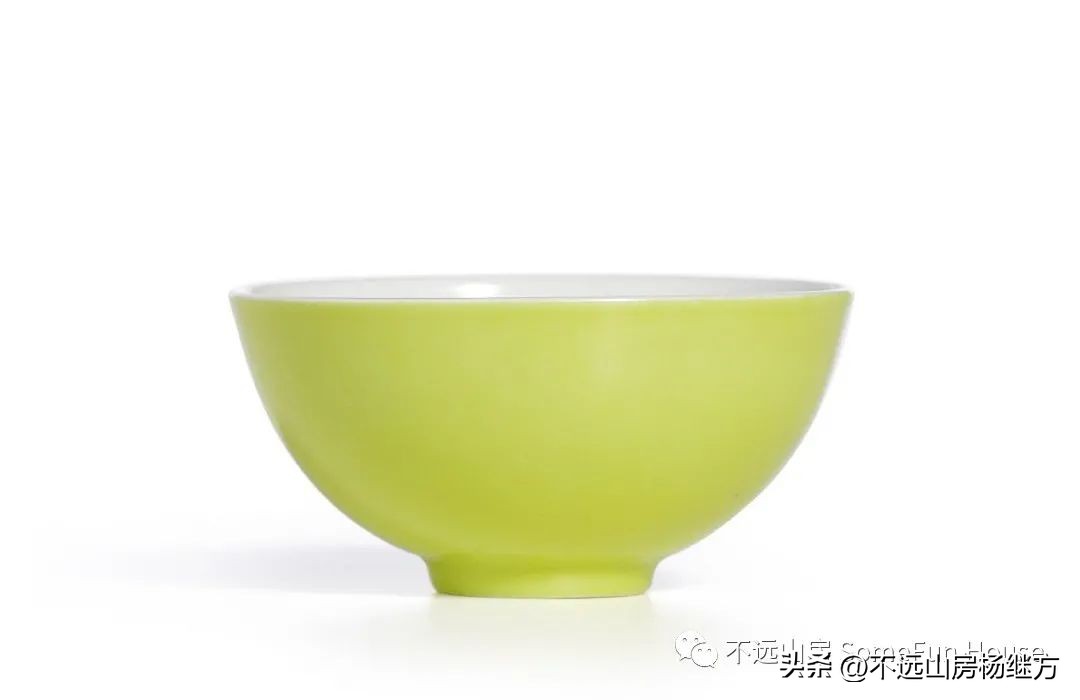 雍正乳白釉瓷器 (雍正年代青釉瓷器)