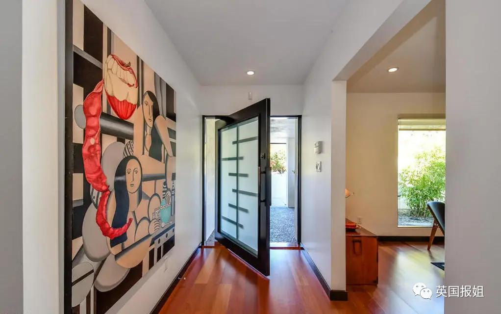 男子彩票中1.28亿,美国小伙买彩票狂中10亿美元