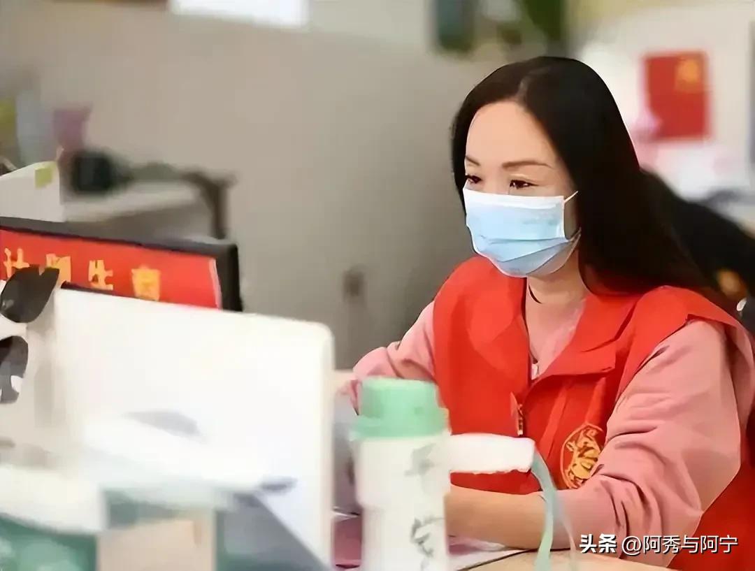 拿着大喇叭的刘书记，有错不认，一错再错，如何值得谅解