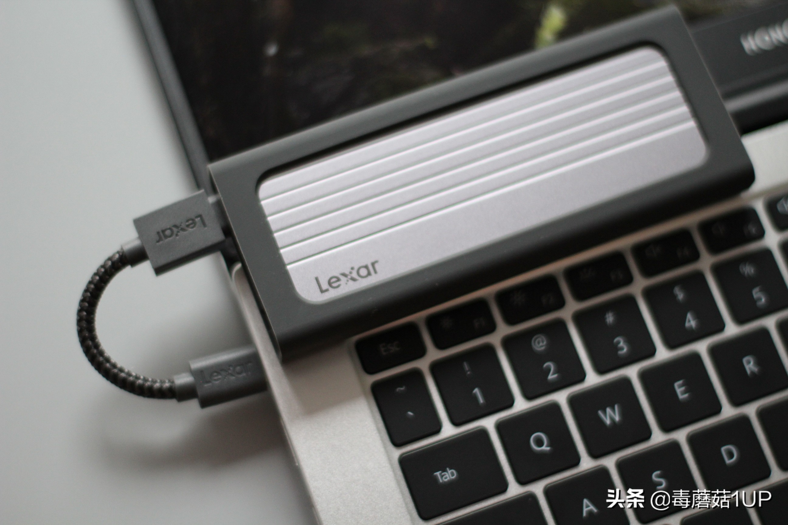 雷克沙e10硬盘盒使用操作,雷克沙m.2硬盘盒评测