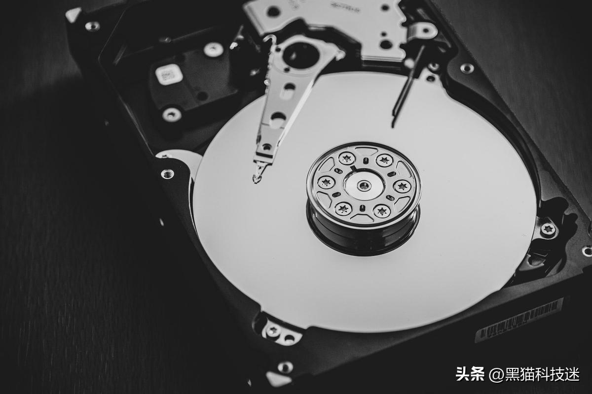 网盘靠谱还是移动硬盘靠谱,有网盘为什么要移动硬盘