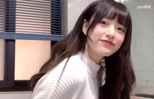 2021减龄最火发型齐刘海,减龄短发18岁