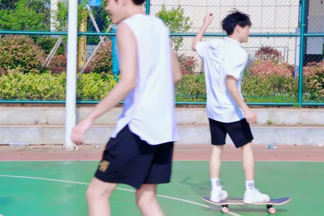 北大青鸟岳阳海纳软件学院女神节,岳阳北大青鸟海纳实训52班