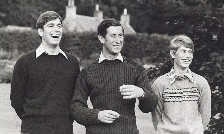 查尔斯保姆玛贝尔,查尔斯保姆和卡米拉