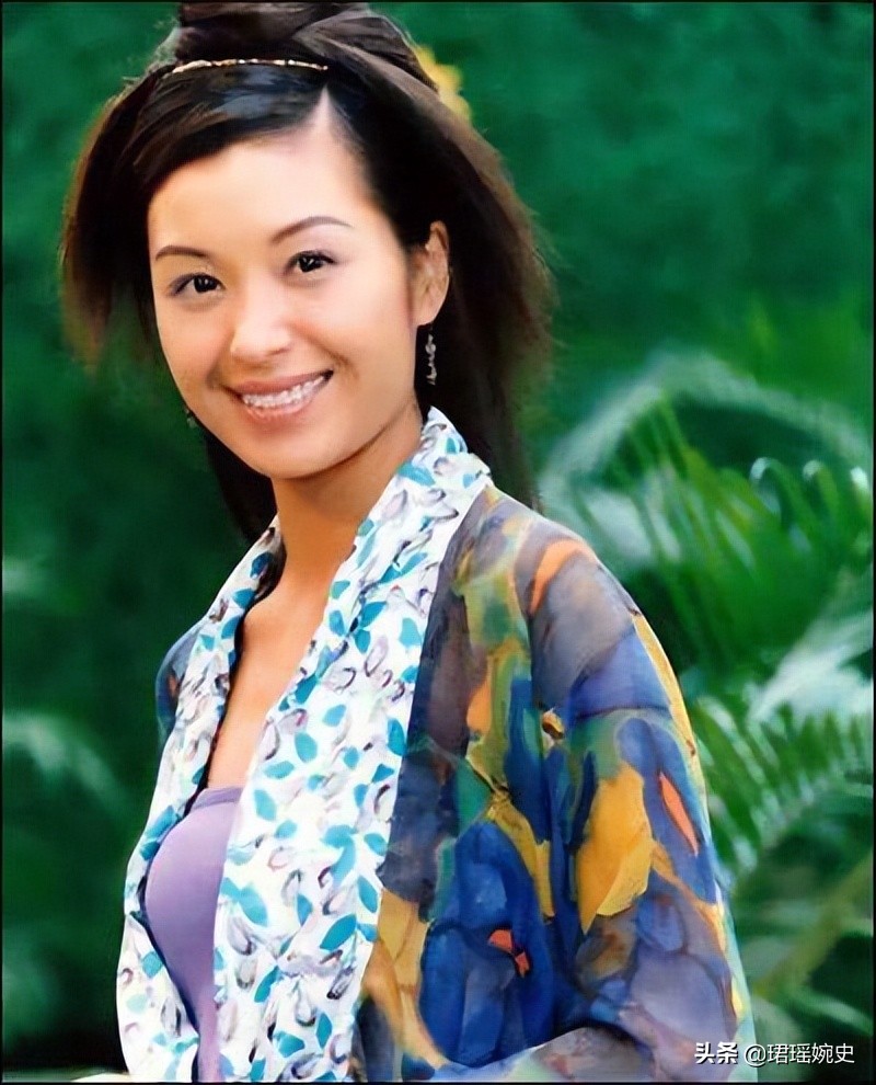 伍咏薇结婚13天守寡完整版,伍咏薇重提首段豪门婚姻