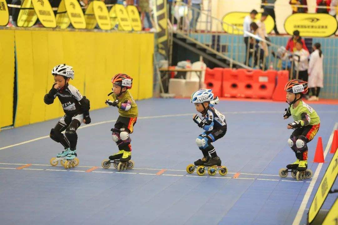 宝宝滑雪危险吗,孩子感冒可以玩轮滑吗